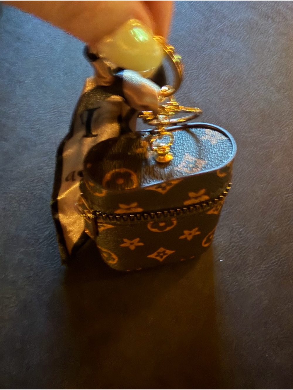 Unbranded Monogram Brown Leather Shoulder Pouch with Scarf Accent New in Package - Picture 5 of 5